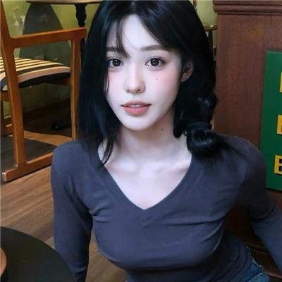 灰色的果实